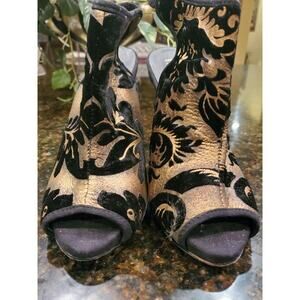 Paper Fox Womens Bronze Damask Print Velvet Embossed Size 8